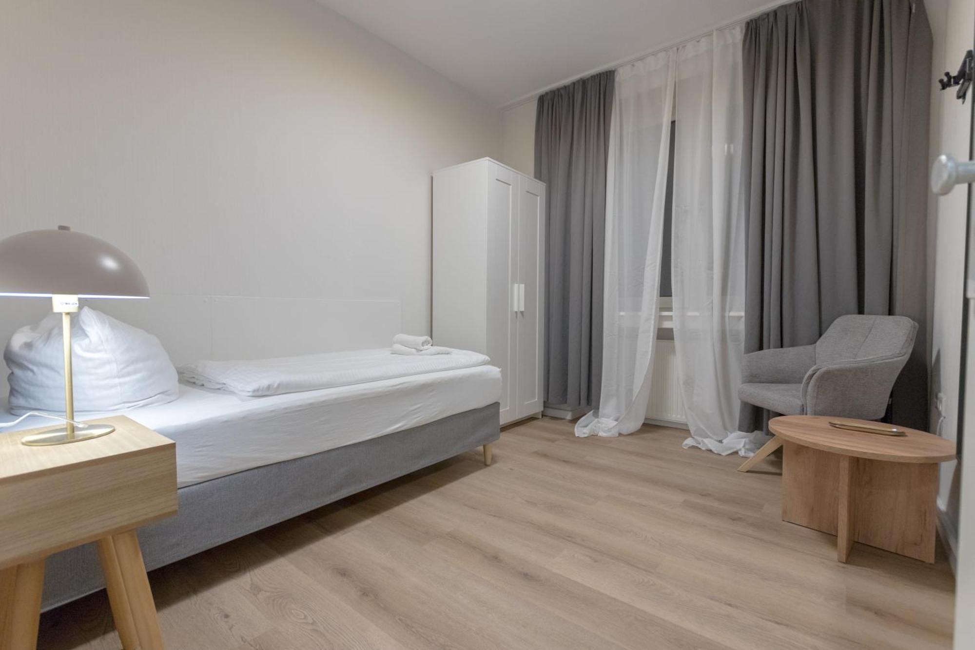 Hotel Doerenkamp Self-Check-In デュッセルドルフ エクステリア 写真