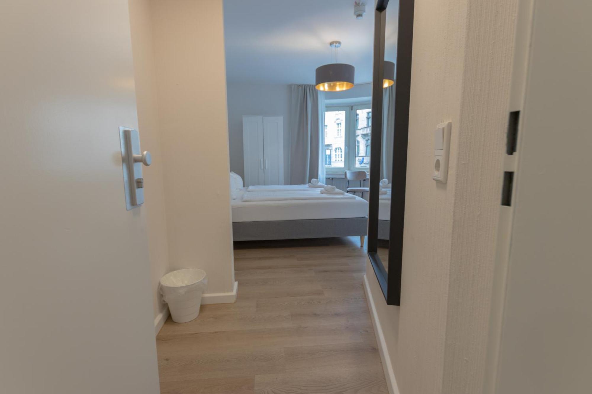 Hotel Doerenkamp Self-Check-In デュッセルドルフ エクステリア 写真