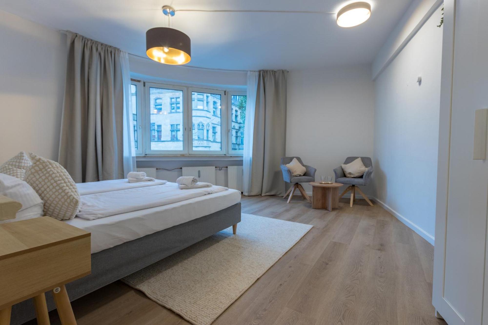 Hotel Doerenkamp Self-Check-In デュッセルドルフ エクステリア 写真